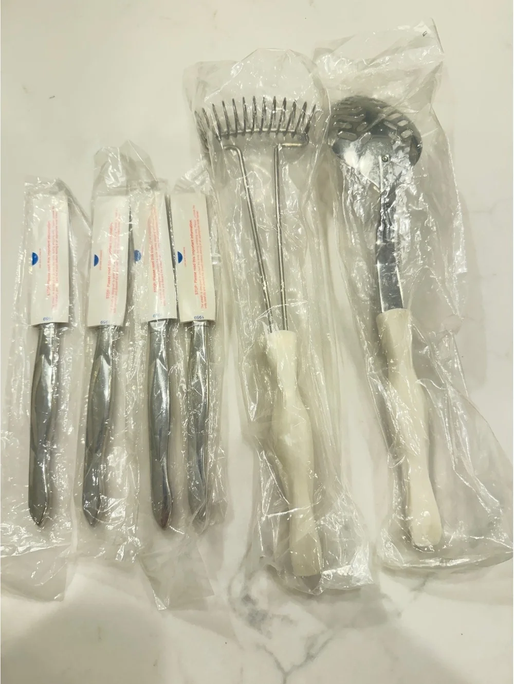 New Cutco 6 Pc Lot Set 4 Table Knives Whisk Mix-Stir Slotted Spoon
